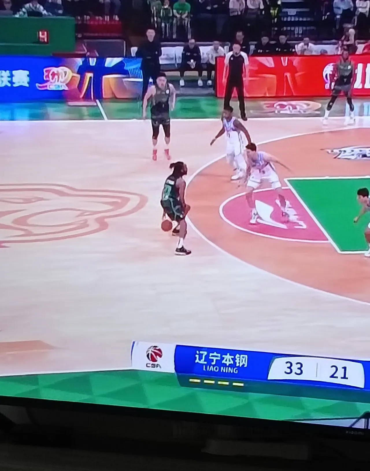 凭借一波辽宁队，全国篮球锦标赛成功破门，现场全场沸腾的简单介绍