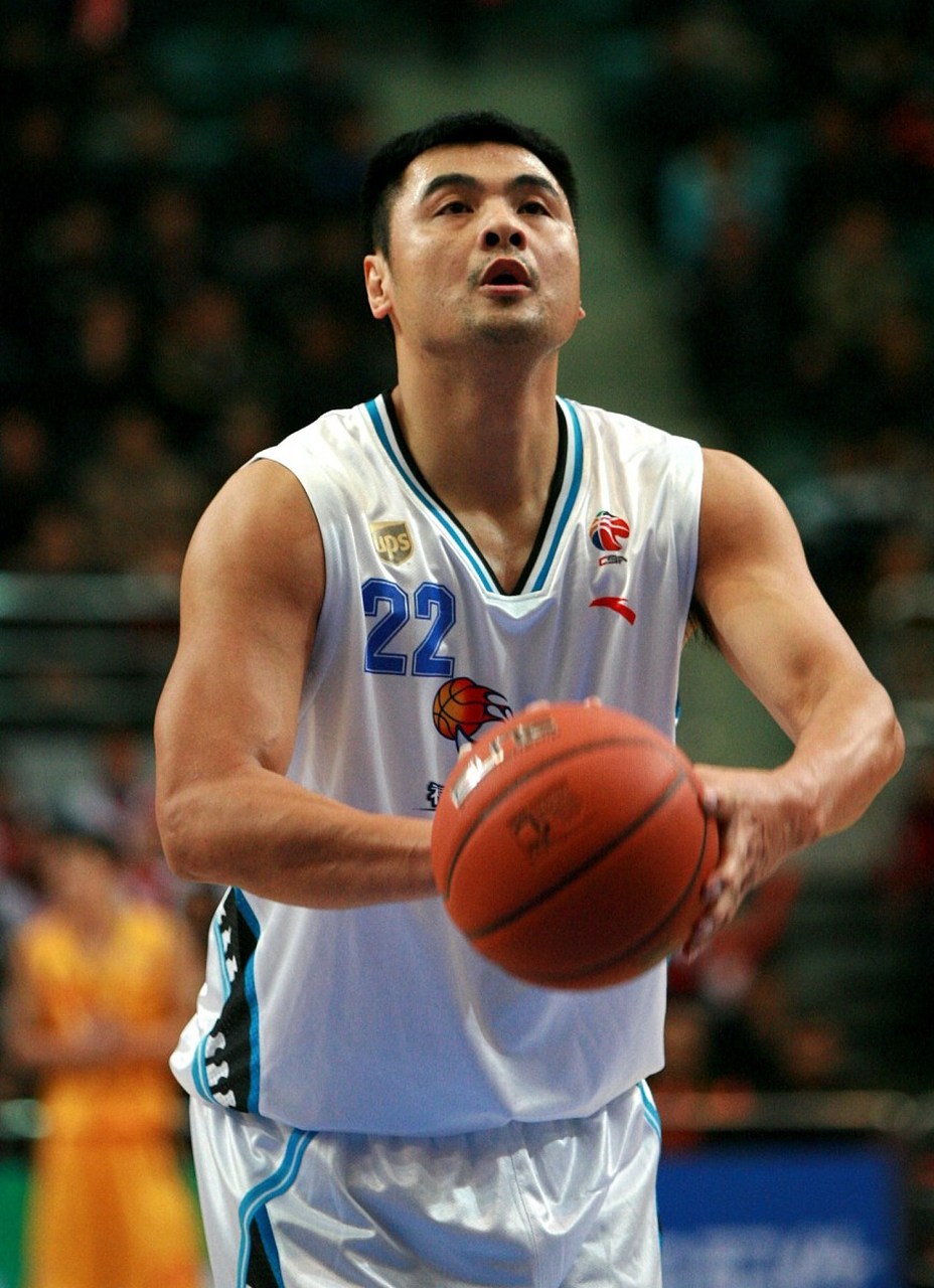 福建男篮惨遭败局,全队备受批评 福建男篮惨遭败局,全队备受批评