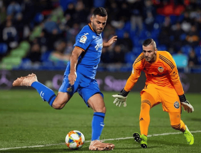 包含赫塔菲客场战平，保级压力依然巨大的词条